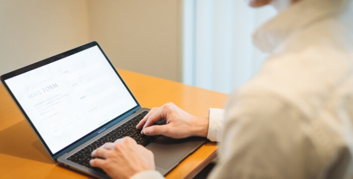 ご予約・お問い合わせ