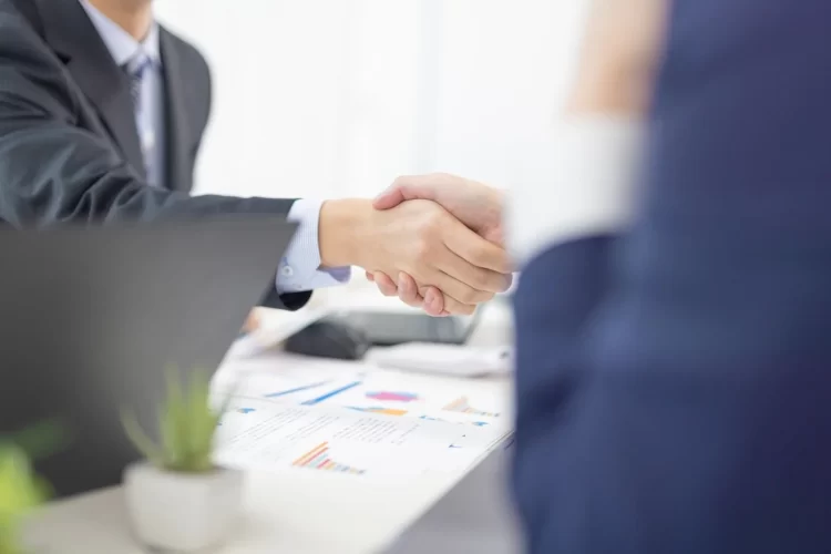 指毛 剃る ぶつぶつ